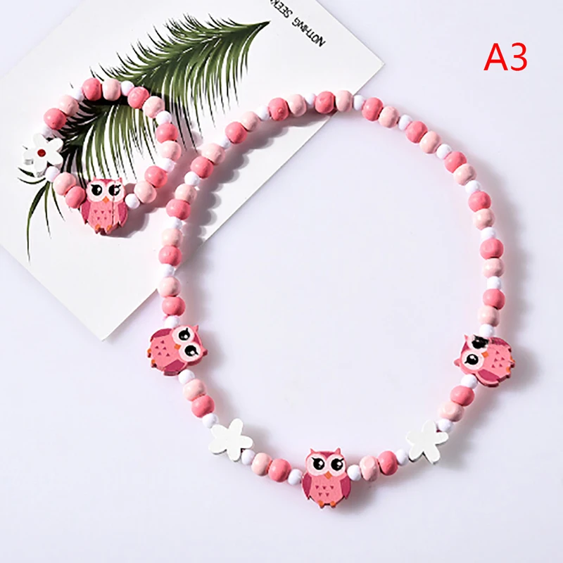 Collar de dibujos animados para niña