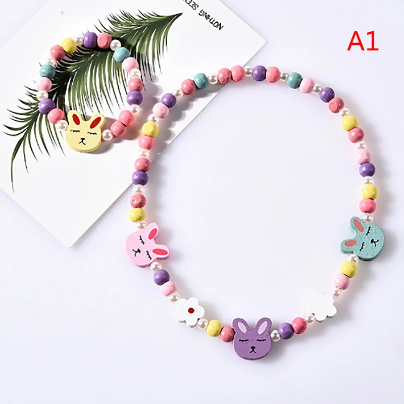 Collar de dibujos animados para niña