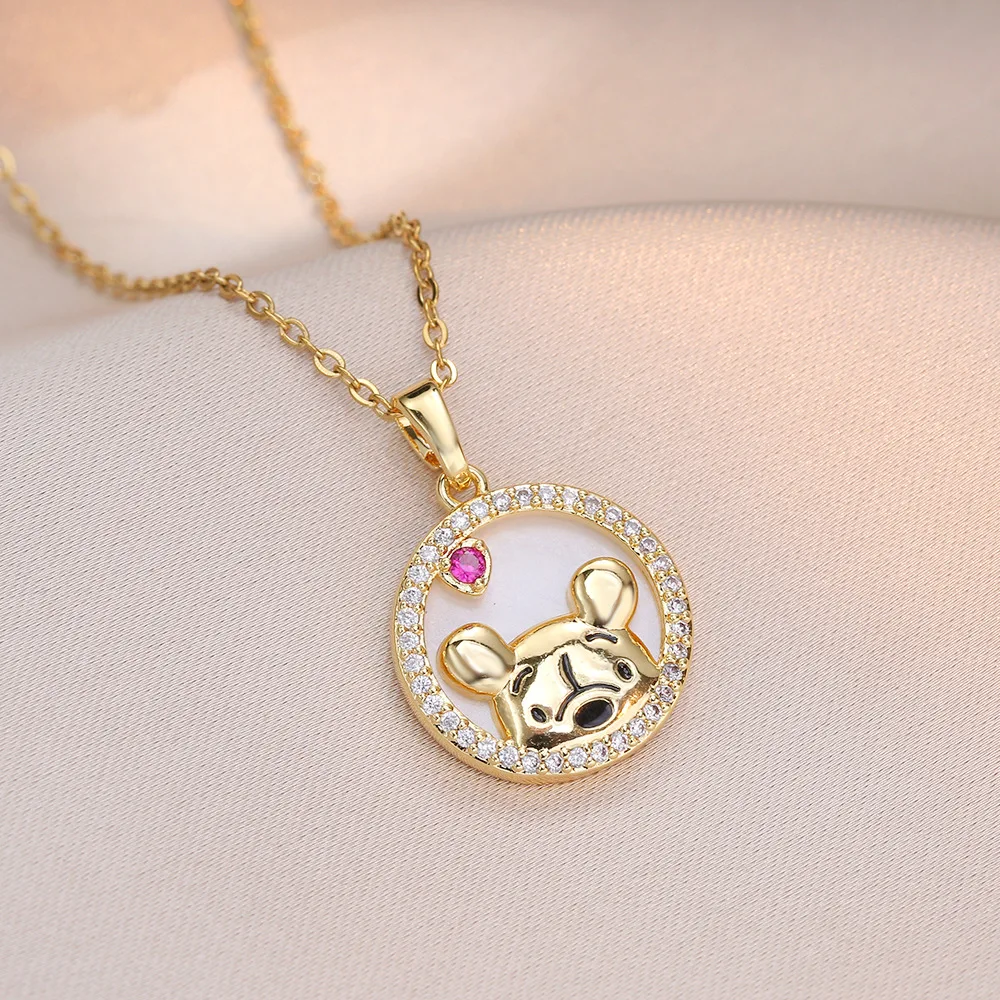 Collares con colgante de oso de Winnie Pooh de circonita