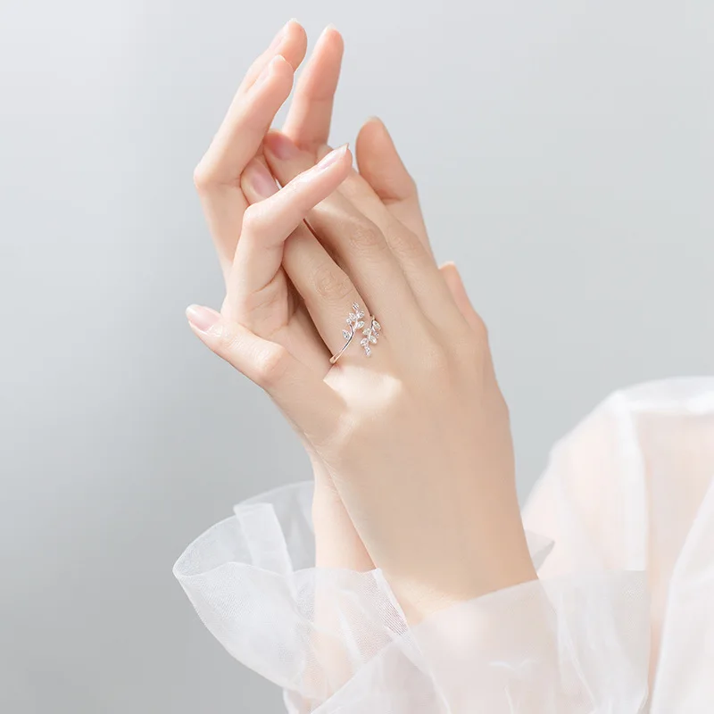Genial Anillo de cristal luminoso para dama