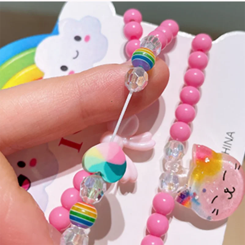 Pulseras de resina coloridas para niñas pequeñas