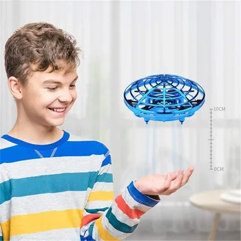 Helicóptero volador mano mágica UFO bola