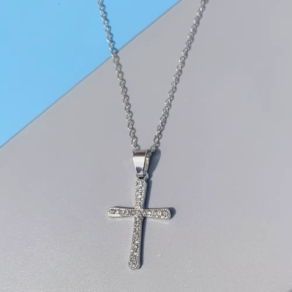 Nuevo Collar Cruzado de Moda Elegante para Mujeres