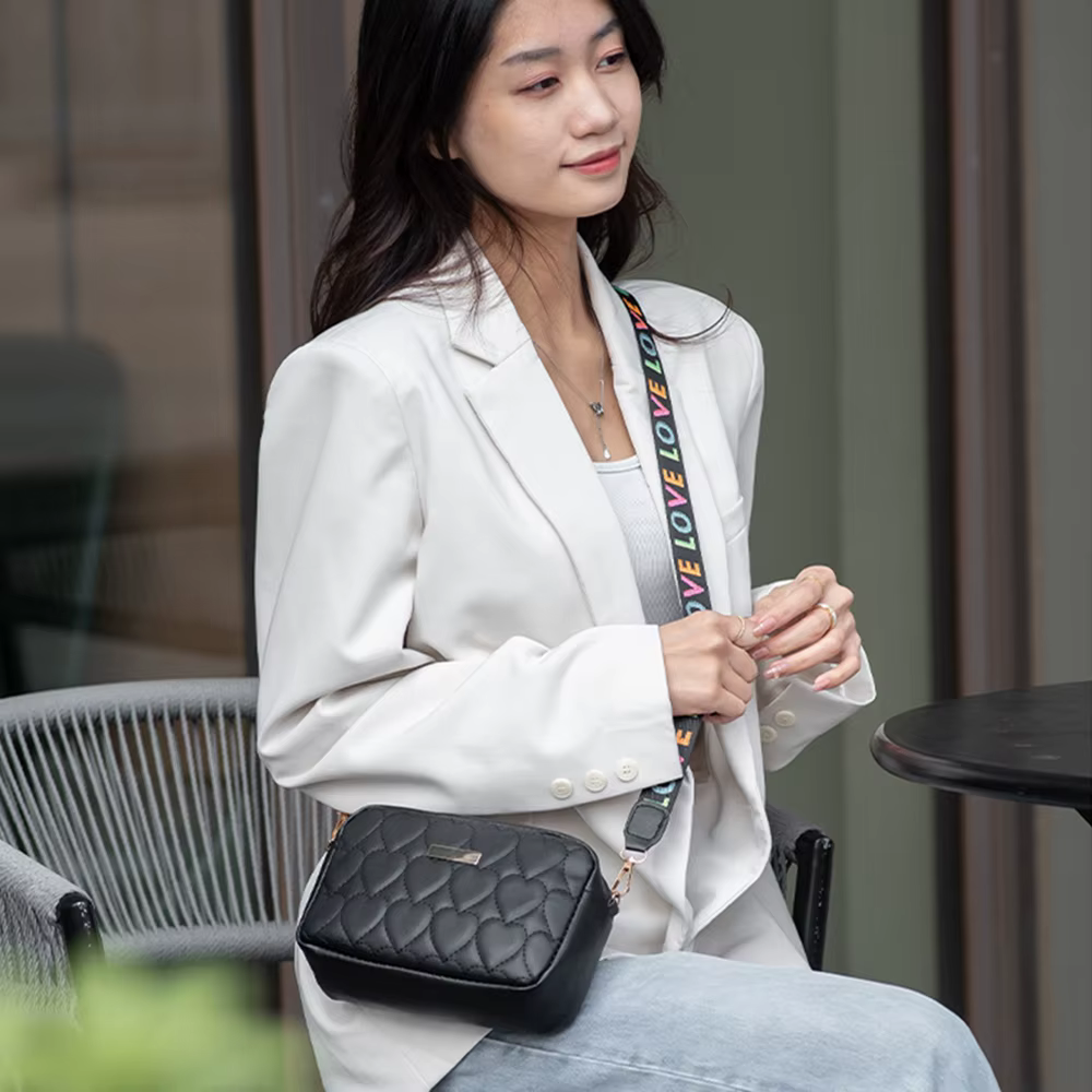 Hermoso Bolso Elegante de Mujer: Diseño Sofisticado