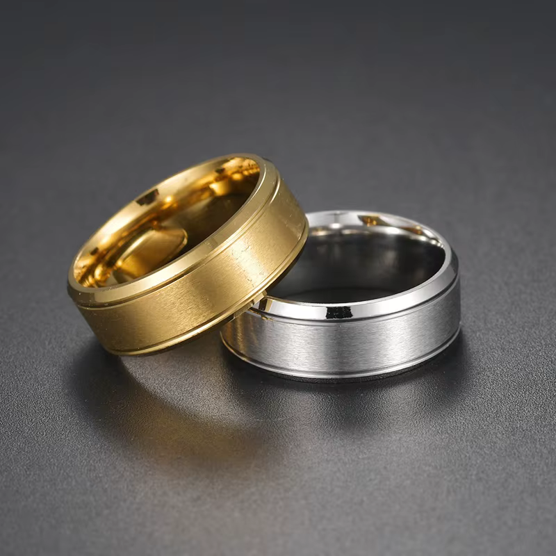 Nuevo Sortija de acero inoxidable brillante, elegante