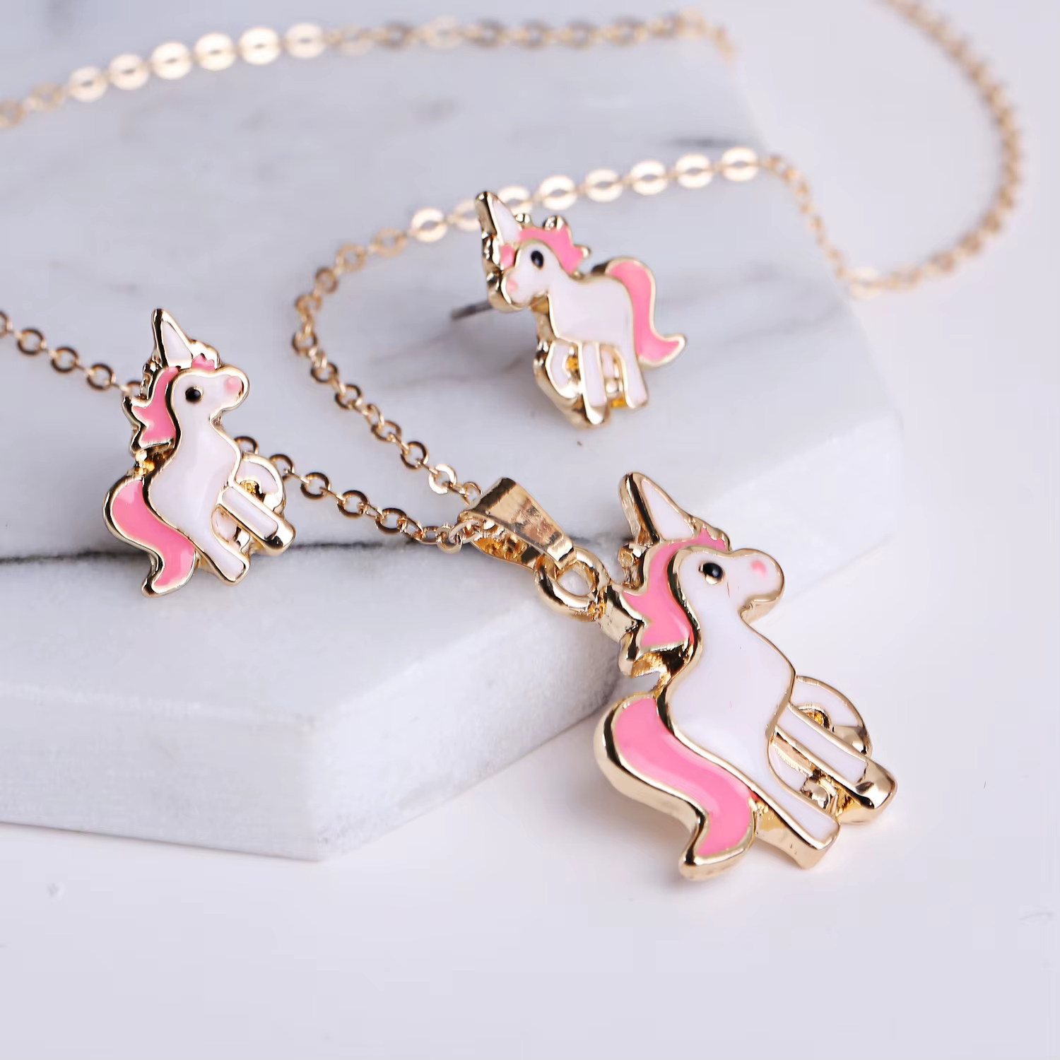 Conjunto de pulsera collar pendiente de poni para niños